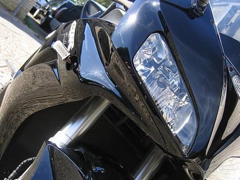 Honda CBR1000RR *SOLGT* - Vent til Xenon bliver tændt ;o) billede 6