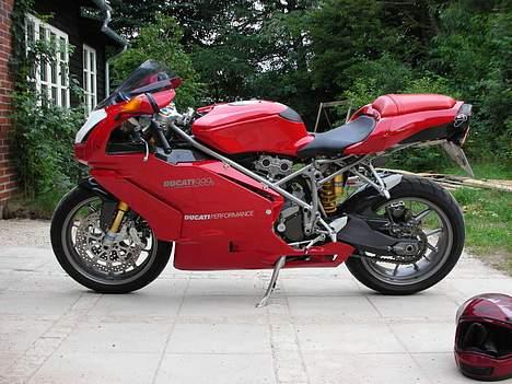Ducati 999s billede 1