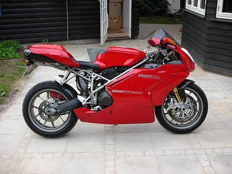 Ducati 999s billede 2