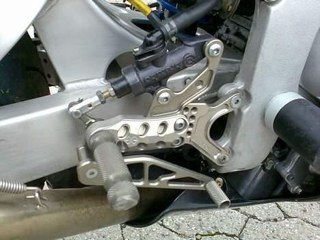 Yamaha YZF-R6 (banejern) *solgt* billede 6