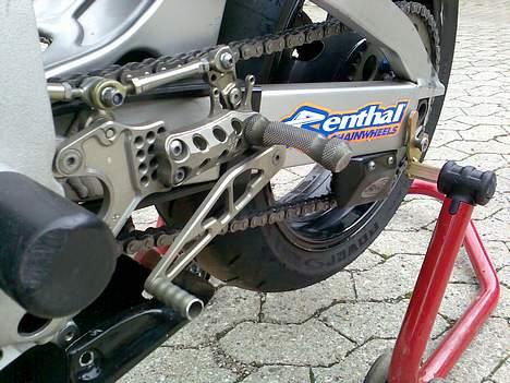 Yamaha YZF-R6 (banejern) *solgt* billede 7