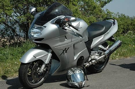 Honda CBR1100XX  **SOLGT** billede 4