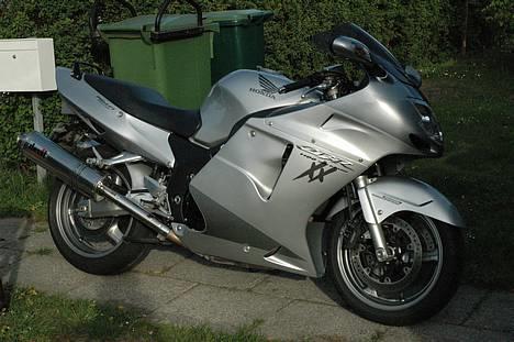 Honda CBR1100XX  **SOLGT** - Nu vasket og klar til tur... billede 8
