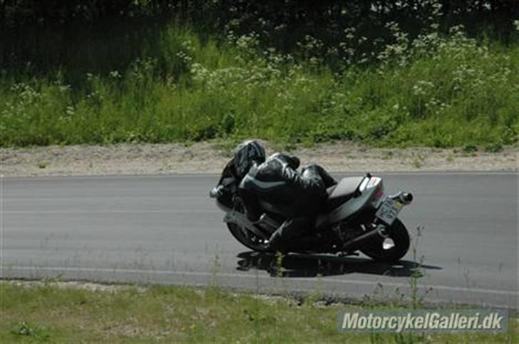 Honda CBR1100XX  **SOLGT** - På jyllandsringen billede 10