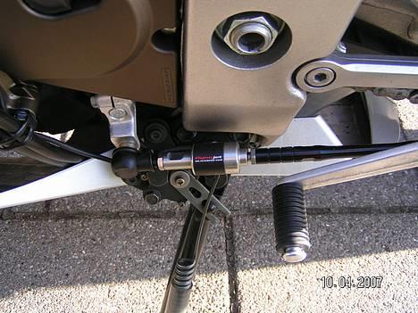 Kawasaki zx-6r 636 *Solgt* - Dyno-jet Quick shifter billede 3