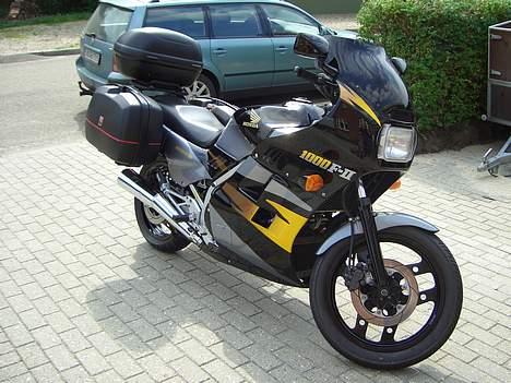 Honda VF1000F2 billede 1