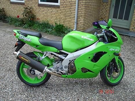 Kawasaki zx-9r - Da jeg lige havde fået den billede 1