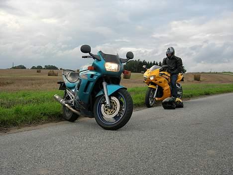 Suzuki GSX 600F billede 8