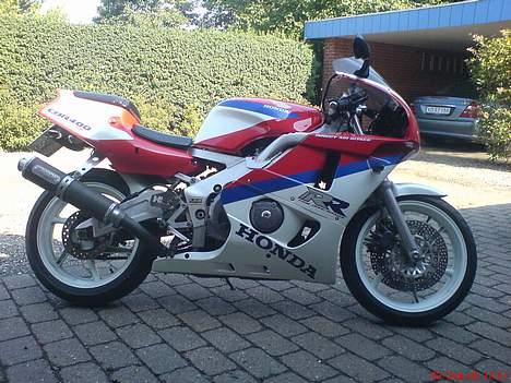 Honda CBR 400 RR #SOLGT# billede 1