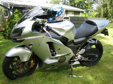 Kawasaki ZX12R billede 6