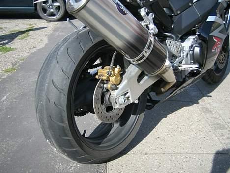 Honda CBR 954 RR  billede 8