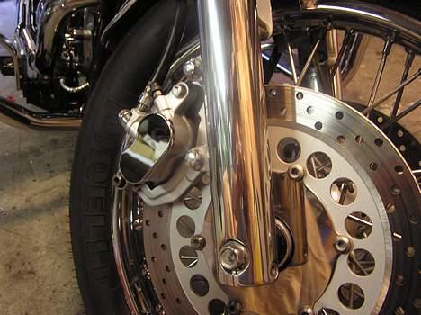 Yamaha dragstar 1100 - polerret forgaffel billede 10