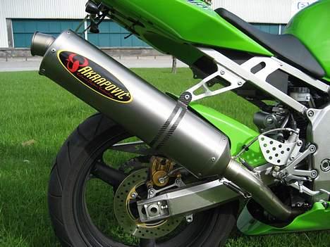 Kawasaki ZX6R "636" (til salg) - Akrapovic Slip-on billede 10