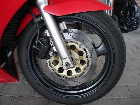 Suzuki RF 600 R (Sverige) billede 5