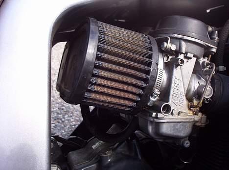 Suzuki GSX 750 R (solgt) billede 4