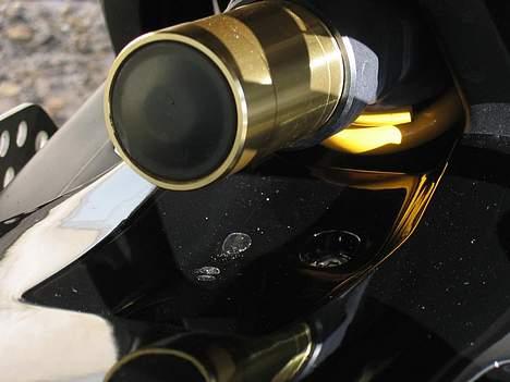 Honda CBR1000RR *SOLGT* - Dæmper billede 12