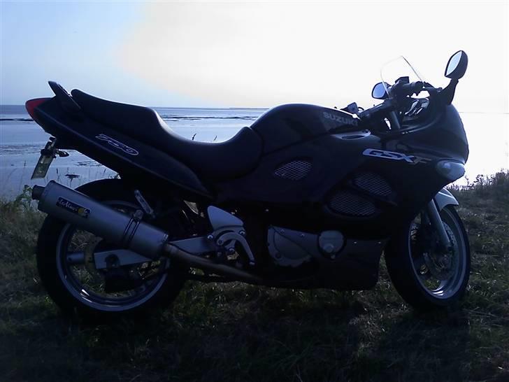 Suzuki GSX 750 F  billede 4