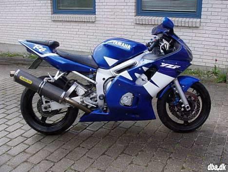 Yamaha YZF R6 - NY lak perlemosblå med en smule lilla i :D billede 7