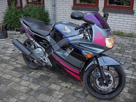 Honda CBR 600 F (**solgt**) billede 2