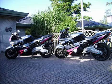 Honda CBR 600 F (**solgt**) billede 3