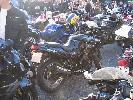 Kawasaki GPZ 500 S - SOLGT - Lukningen af Bakken man. d. 11/9 - 2006 billede 12