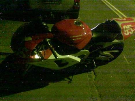 Yamaha YZF R1 Banejern [SOLGT] billede 3