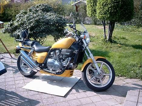 Honda vf750c - iden jeg skulle køre en tur skulle den tjekkes billede 3