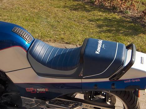 Kawasaki Gpz 900R - Nyt sæde billede 4