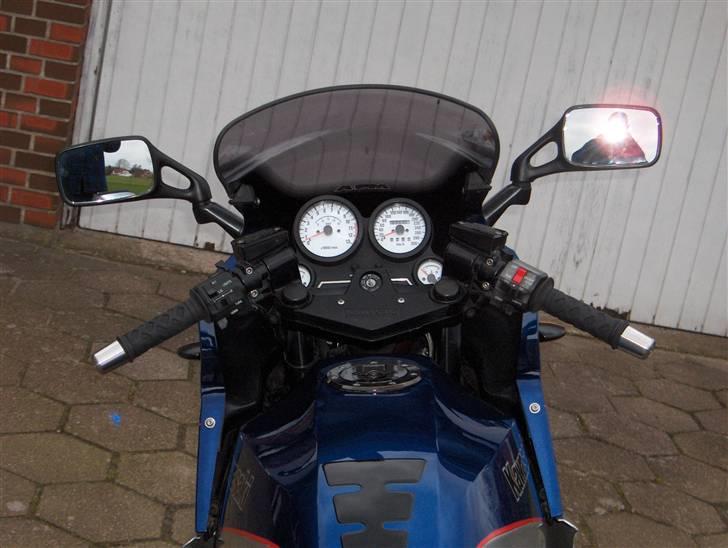 Kawasaki Gpz 900R - Hvide urskiver billede 5