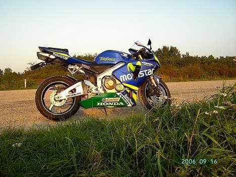 Honda CBR 600 RR Movistar billede 12