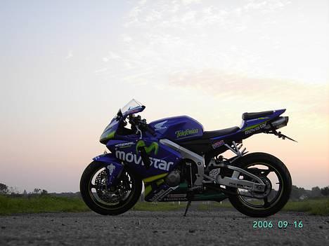 Honda CBR 600 RR Movistar billede 14