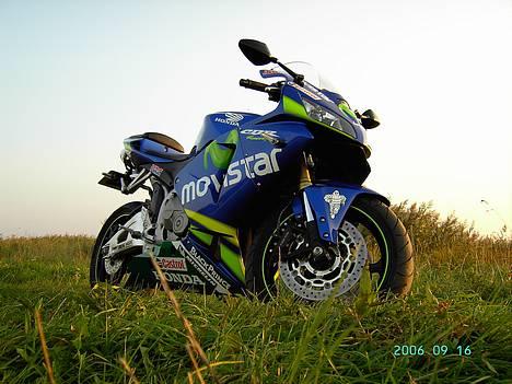 Honda CBR 600 RR Movistar billede 15