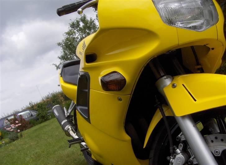 Honda CBR F2 Solgt til Thomas billede 3