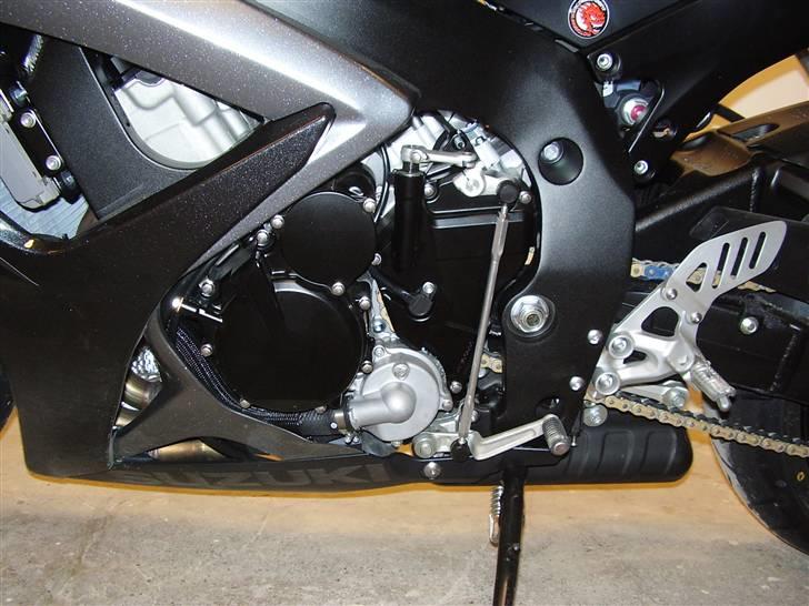 Suzuki GSXR 750 K7 billede 10