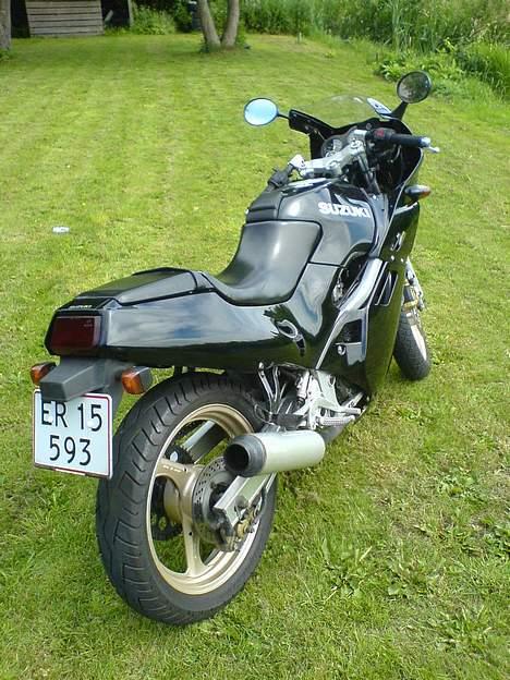 Suzuki GSX-R250 **SOLGT** billede 3