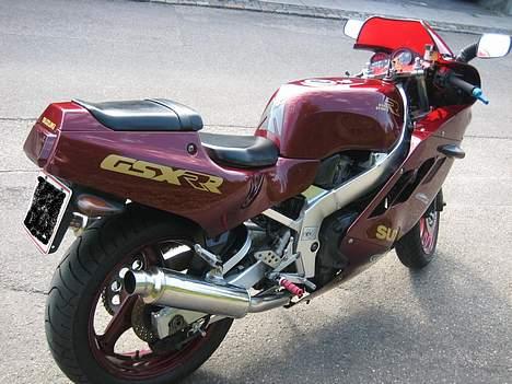 Suzuki GSX-R 400 R  billede 2