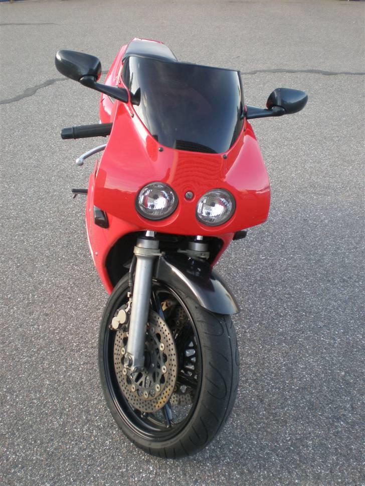 Honda VFR 400 R (NC30) billede 1