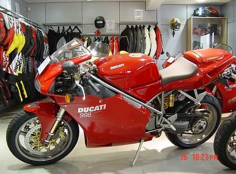 Ducati 998 Biposto - Ny og stadig ubrugt i butikken, april 2004. billede 8