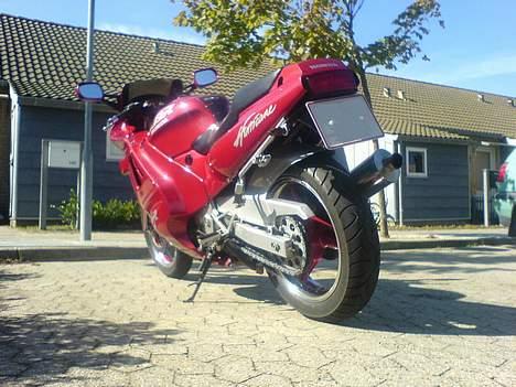 Honda CBR 600 F1 - SOLGT - - Små blink i bag. billede 12