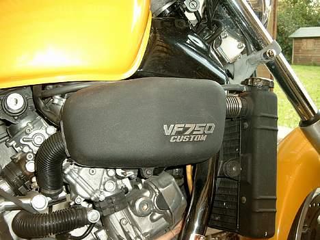 Honda vf750c billede 11