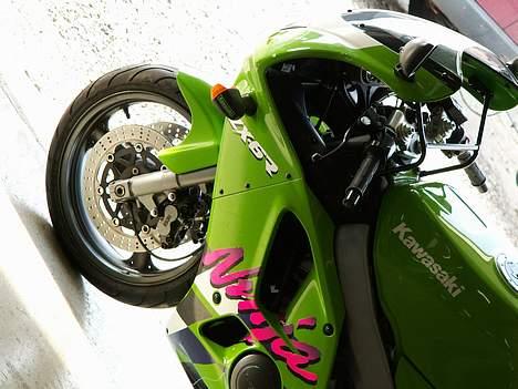 Kawasaki ZX6R----solgt------ billede 8