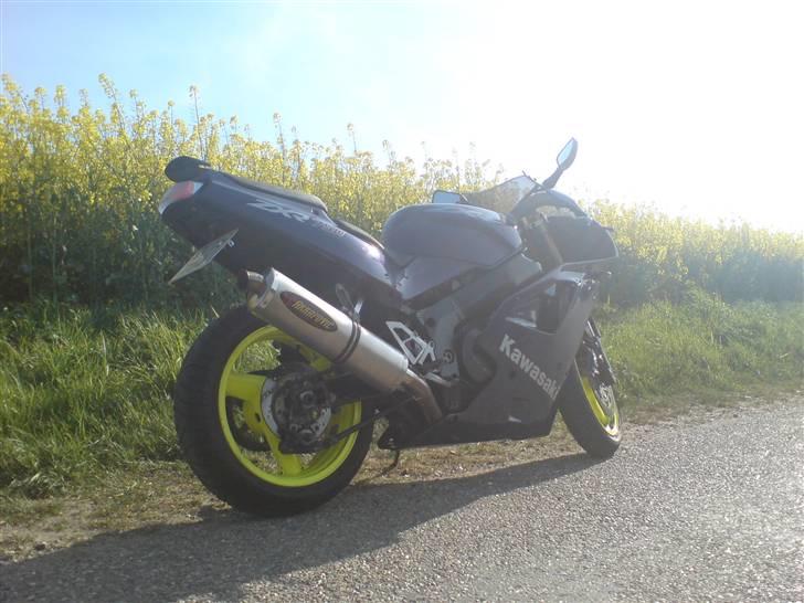 Kawasaki ZXR 750 (solgt) billede 4