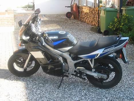 Suzuki GS500E *SOLGT* billede 4