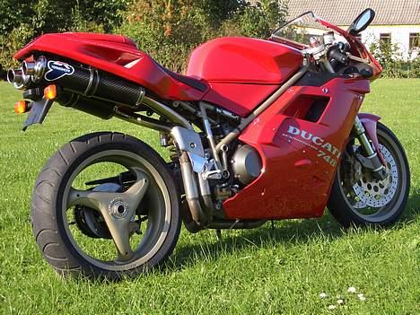 Ducati 748 Biposto *Solgt* billede 2