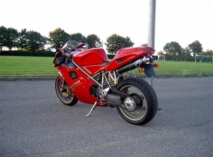 Ducati 748 Biposto *Solgt* billede 6