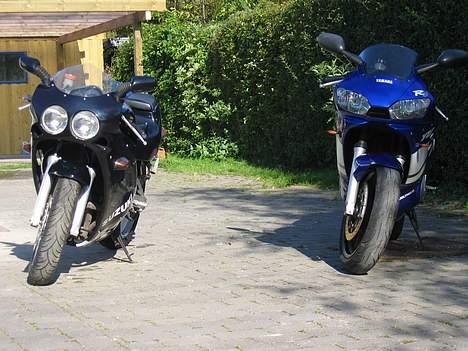 Suzuki GSX-R400 (SOLGT) billede 9