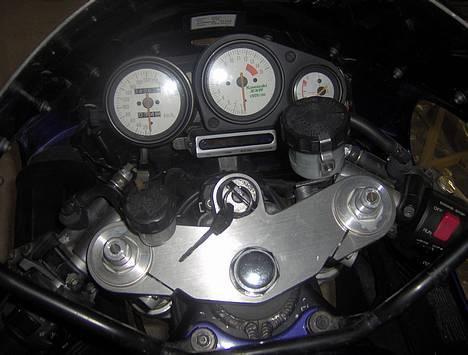 Kawasaki zxr 750            SOLGT billede 4