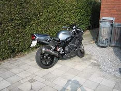 Honda CBR 900 RR Fireblade billede 2