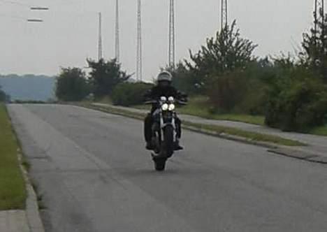 Suzuki GSF 600 N Bandit (solgt) - Lidt leg... billede 3