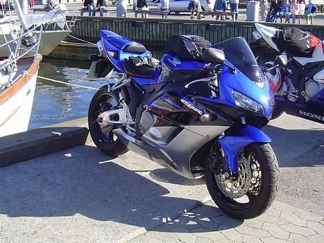 Honda CBR 1000 RR SC57 billede 16